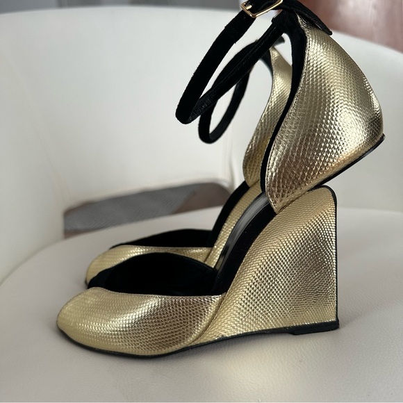 Pierre Hardy Golden Shoes - Picture 9 of 11